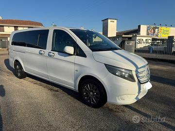 Mercedes Vito 114tourer 9 posti Extra Long