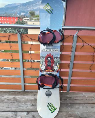 Tavola Snowboard Salomon e Attacchi Bataleon donna