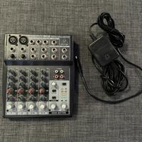 Mixer Behringer XENYX 802