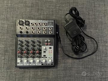 Mixer Behringer XENYX 802