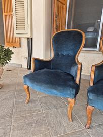 2 Poltrone ed 1 Divanetto