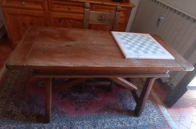 Scrivania in legno 