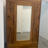 Armadio in legno