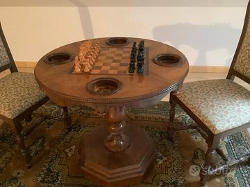 Tavolino per scacchi