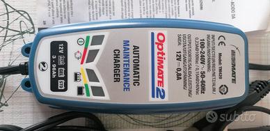 CARICATORE E MANTENITORE IN CARICA PER BATTERIE 