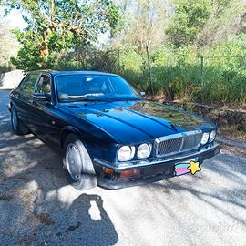 Jaguar xj6 