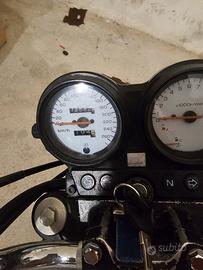 Honda Hornet 600 del 2001 senza bauletto e piastra
