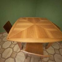 Tavolo da soggiorno