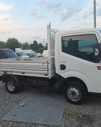 NISSAN CABSTAR CASSONE FISSO 2015