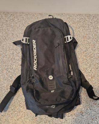 zaino MTB camelback rockrider 12L
