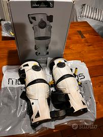 Ginocchiere tutori MOBIUS X8