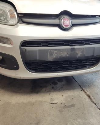 Paraurti anteriore FIAT PANDA del 2012