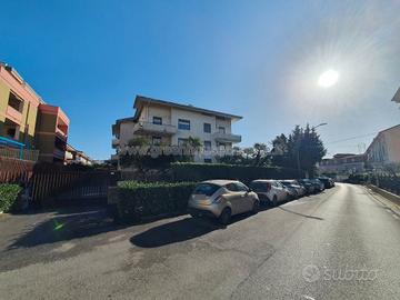 Appartamento mansardato in Via Tenga