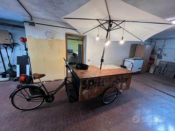 Triciclo food e drink