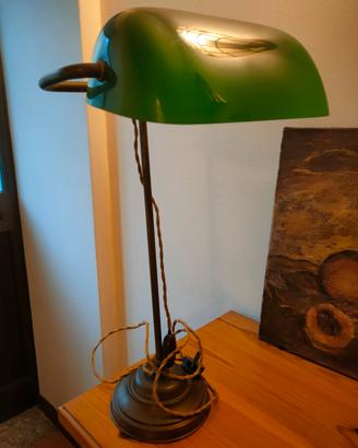 Lampada da scrivania 