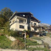 CASA INDIPENDENTE A DOUES