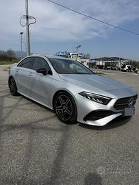 MERCEDES CLASSE A SEDAN