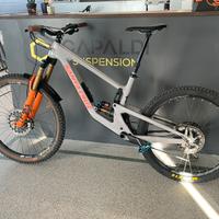 Santa cruz Nomad 6 taglia L