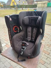 Seggiolino auto girevole dx o sx