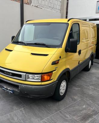 Iveco Daily 35S13P 2.8 TDI PL Cabinato