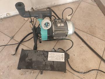 pompa x idromassaggio o x laghetto pesci   