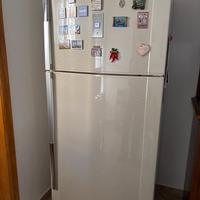 Frigorigero sharp nofrost