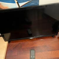 TV Philips 24” LED funzionante con telecomando