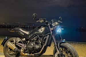 Benelli leoncino 500  trail