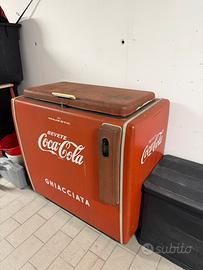 Frigorifero a pozzo ghiacciaia coca cola originale