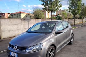 Volkswagen polo 2016