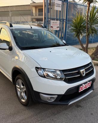 Dacia Sandero 0.9 benzina 90 cv 2016 gpl