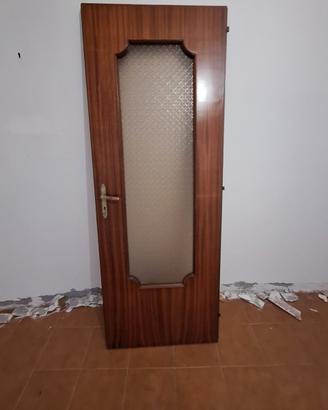 Porte in legno e vetro