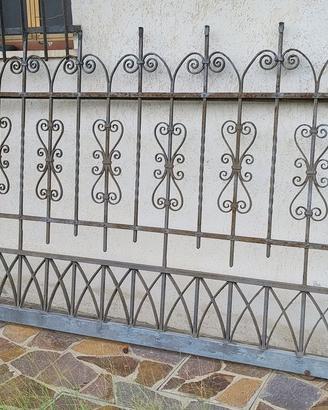 Cancello carraio scorrevole e recinzione 