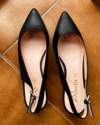 Ballerine nere a punta