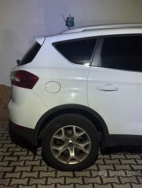 Ford Kuga 2.0 140 CV