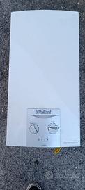 SCALDINO A GAS VAILLANT