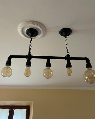 Lampadario Industriale con 5 Lampadine Vintage