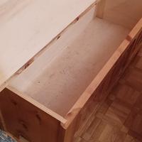 mobili stile valdostano in legno