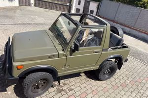 Suzuki Samurai SJ500