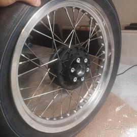 Cerchi Raggi Guzzi V7III 