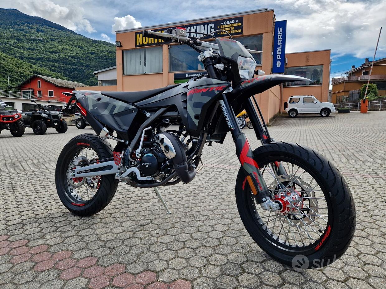 Kawasaki 50 motard Vendita in Moto e scooter