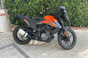 KTM ADVENTURE 390