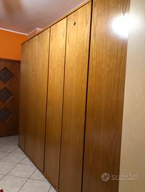 Armadio 6 ante piu Cassettiera  stessa camera