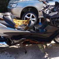 Burgman 400 del 2006 per ricambi