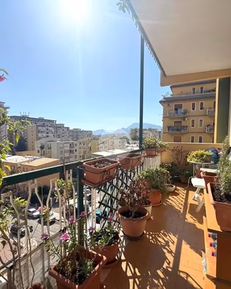 3 LOCALI A PALERMO