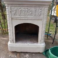 Camino '800 in cotto smaltato intarsiato