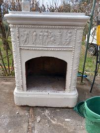 Camino '800 in cotto smaltato intarsiato