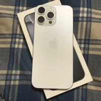 iPhone 16 pro Max bianco