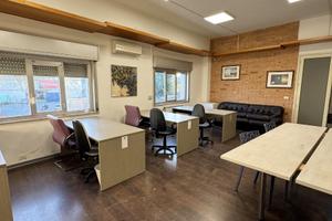 Ufficio arredato mq.55 - utenze incluse