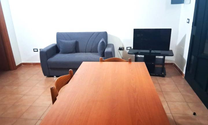 Assemini bilocale arredato p.ssi s.s. 130